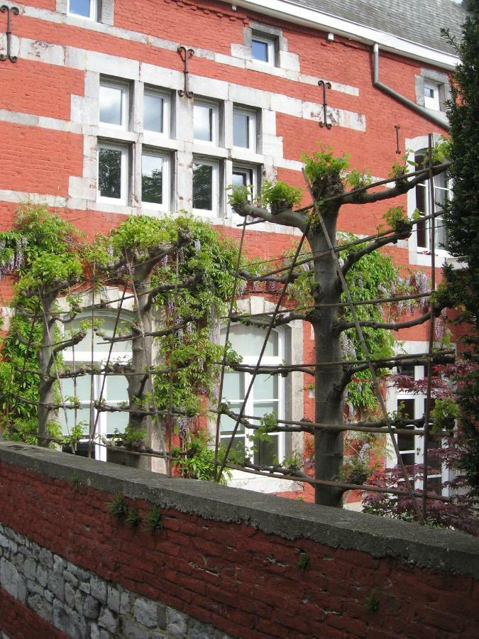 Chambre D'Hotes Les Augustins - Parking Securise - Borne De Recharge Huy Exterior photo